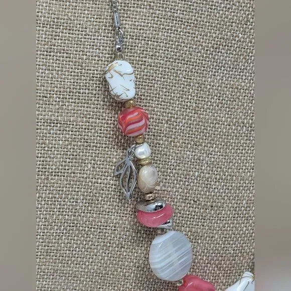 Chico's Chic Gemstone Statement Necklace Silver Tone Pink Adjustable NWOT - Picture 3 of 10